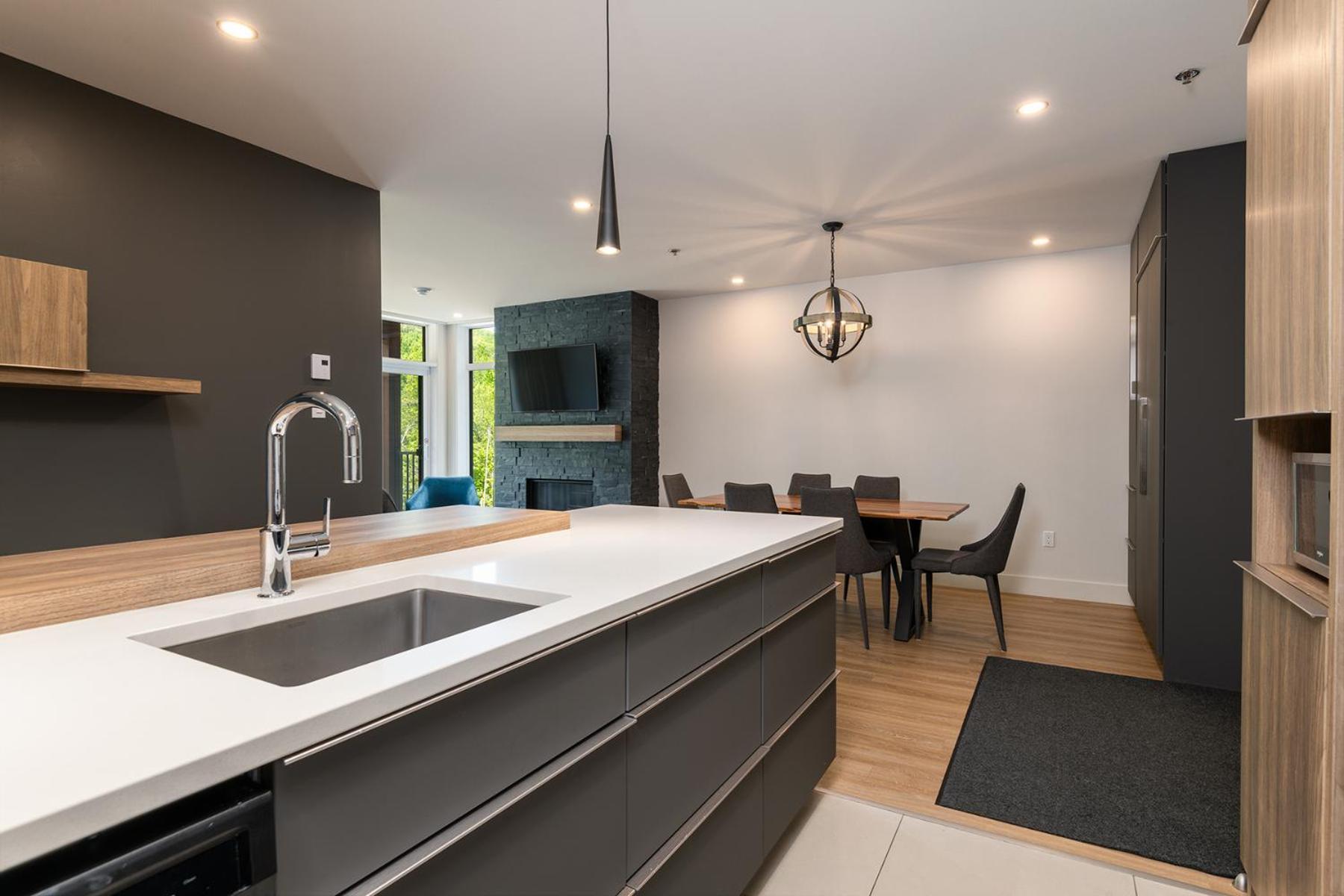 Les Appartements Du Massif De Charlevoix Petite-Riviere-Saint-Francois Kamer foto